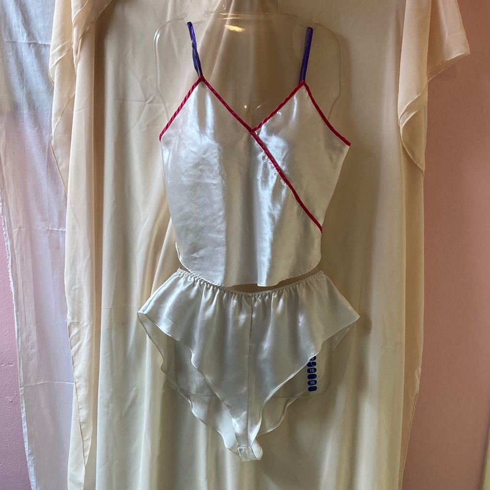 White Satin-Like 2 Piece Sleepwear